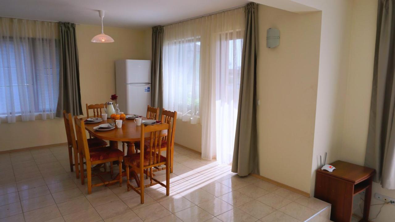 Вила Помело - Family Villa Pomelo Bŭlgarevo Buitenkant foto