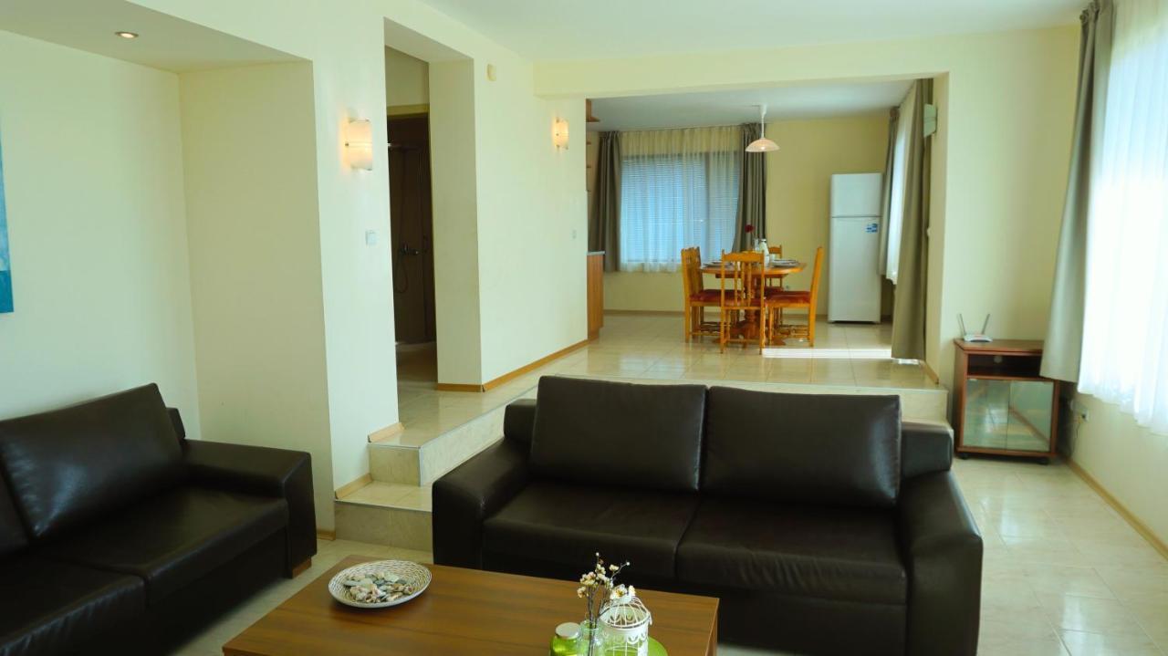 Вила Помело - Family Villa Pomelo Bŭlgarevo Buitenkant foto