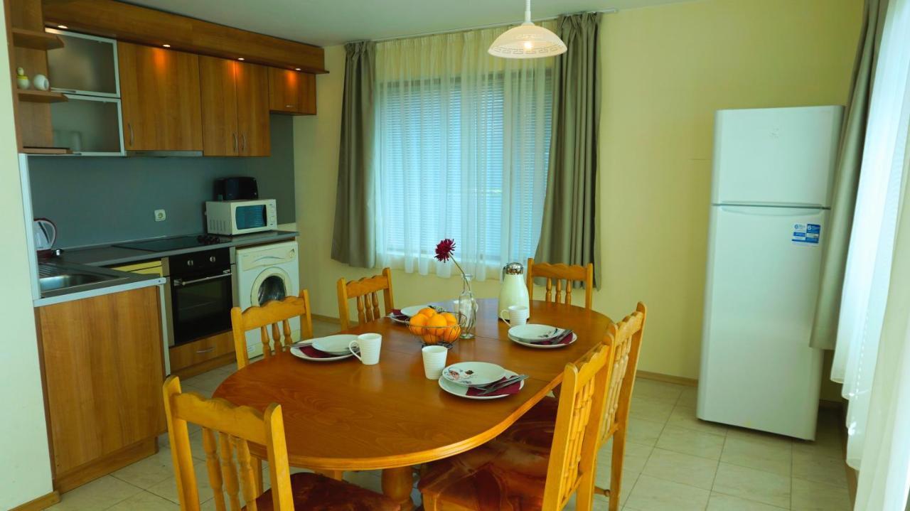 Вила Помело - Family Villa Pomelo Bŭlgarevo Buitenkant foto